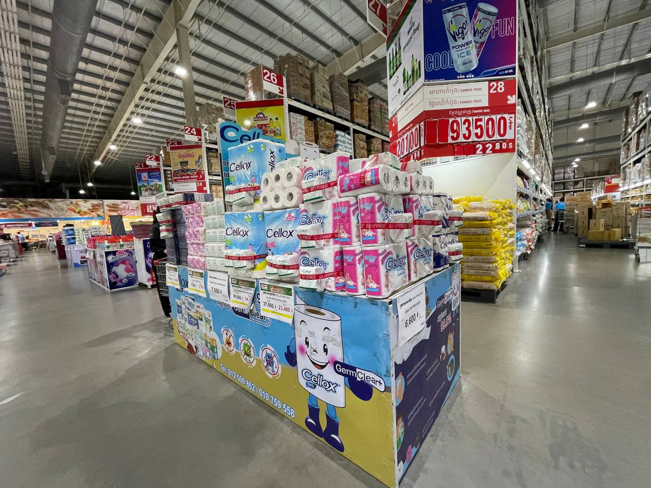 Modern Trade Distribution of Cellox and Hygienist Products by BJC at Makro Cambodia 12 Dec - Image 40